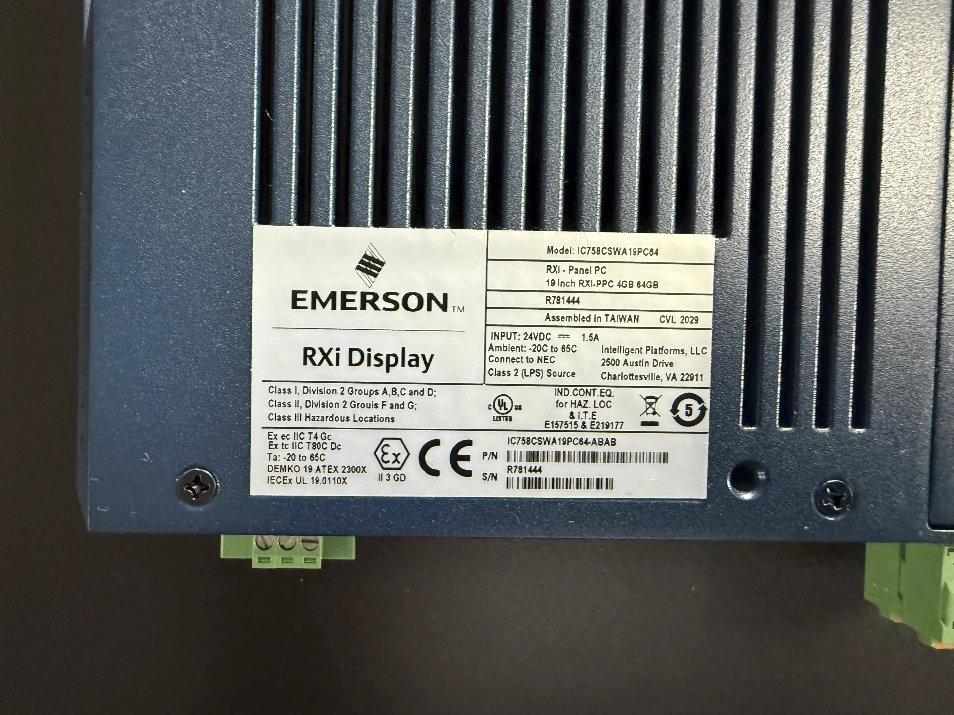Emerson RXi Display Panel PC Win10 19 inch